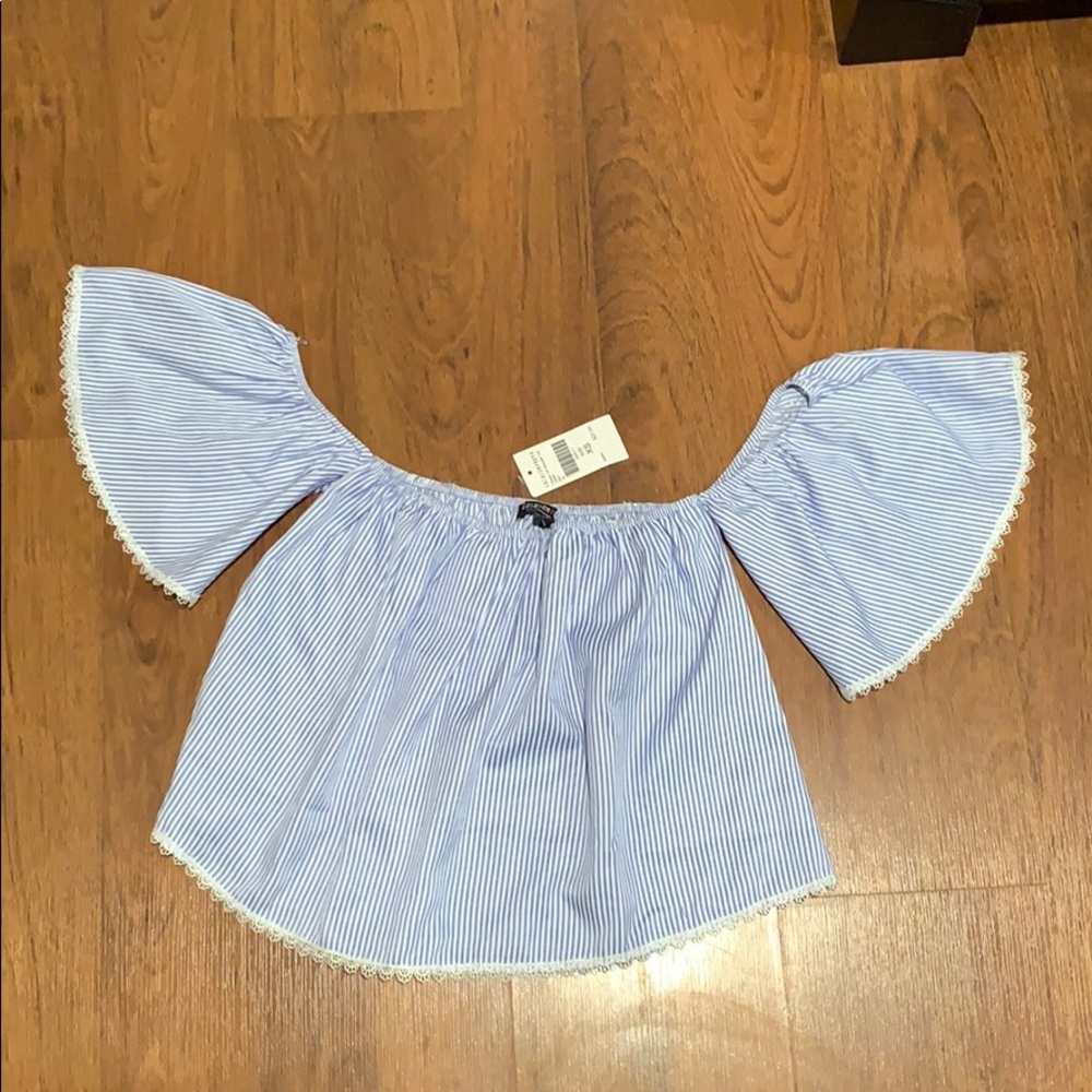 Blue & white stripe off the shoulder